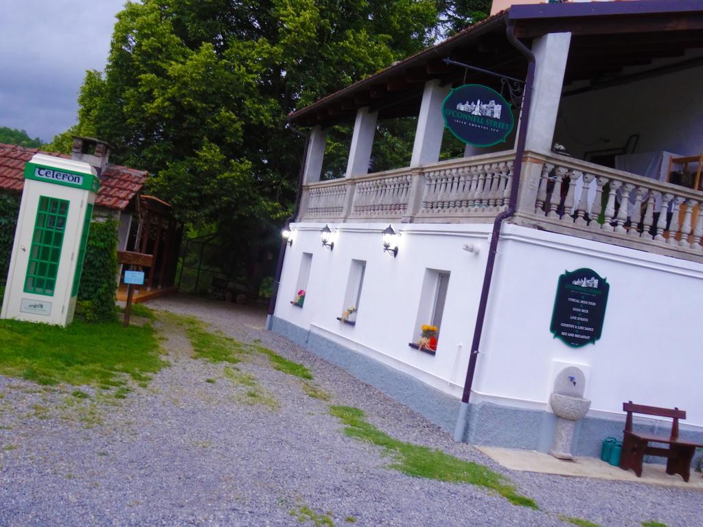 Bed and Breakfast La Celestina Piana Crixia Экстерьер фото